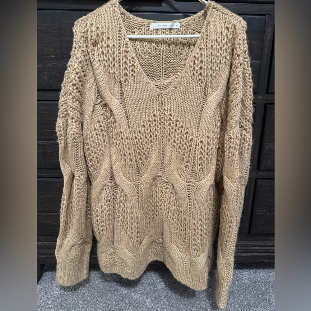 Altar'd State Tan V-Neck Chunky Knit Sweater